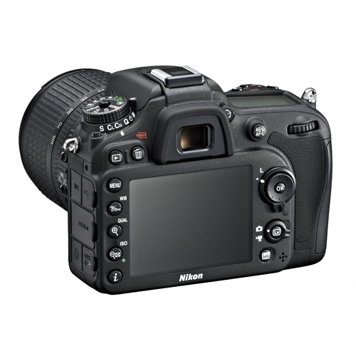 מצלמת רפלקס Nikon D7100 + Sigma 18-250mm