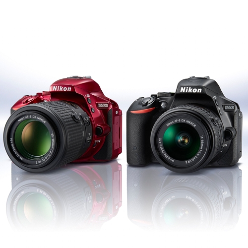 NIKON D5500 מצלמה רפלקסית 24.2MP ומסך מגע 3"