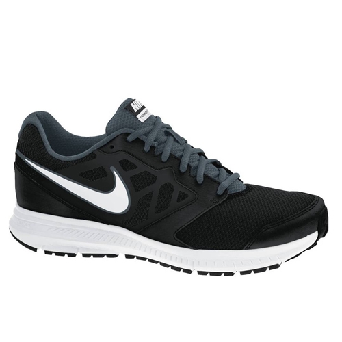 נעלי ריצה גברים  Nike נייקי בצבע שחור