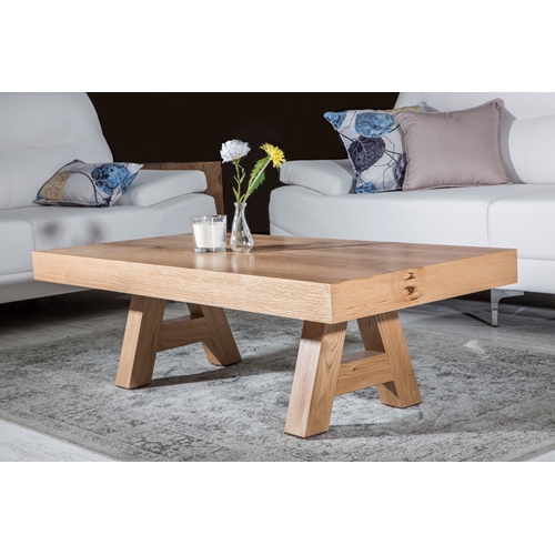 שולחן סלון עשוי עץ אלון מעוצב