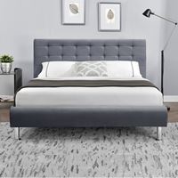 מיטת נוער רחבה ומעוצבת בריפוד בד קטיפתי HOME DECOR