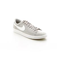 נעלי אופנה לנשים NIKE BLAZER LOW
