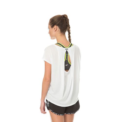 טי שירט New Balance לנשים