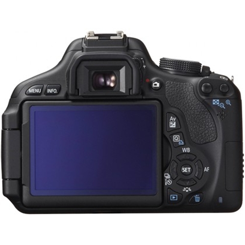 Canon SLR EOS 600D + עדשה  AF18-200 mm