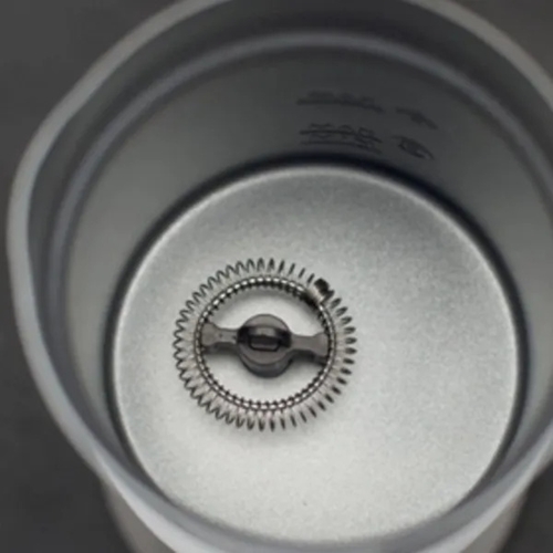 מקציף חלב דגם CASO FOMINI CREAMA קאסו שחור