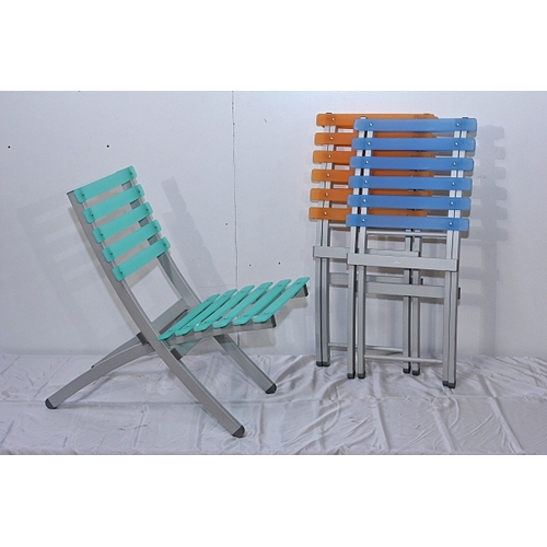 כסא מתקפל נוח צבעוני בעיצוב מודרני!