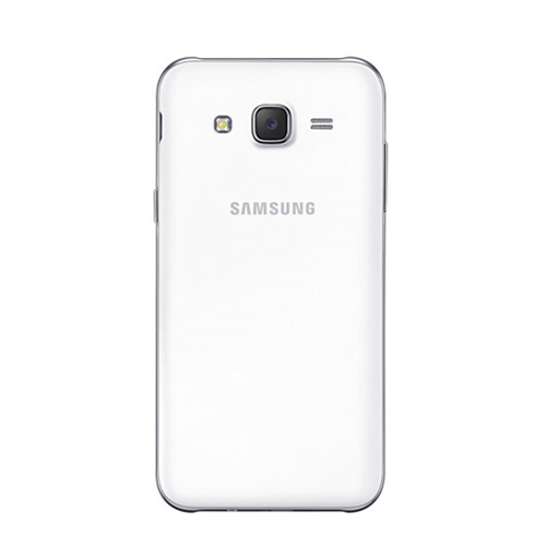 טלפון איכותי מבית Samsung בעל מסך בגודל 5" J500