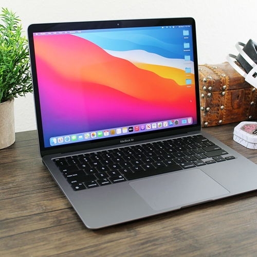 מחשב נייד Apple MacBook Pro Retina i7 1TB SSD 13.3