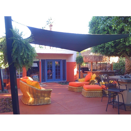 רשת צל 4x4 מטר עם טבעות מתכת מגיע בנרתיק ניילון