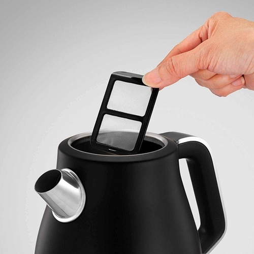 קומקום חשמלי שחור Morphy Richards דגם 104414