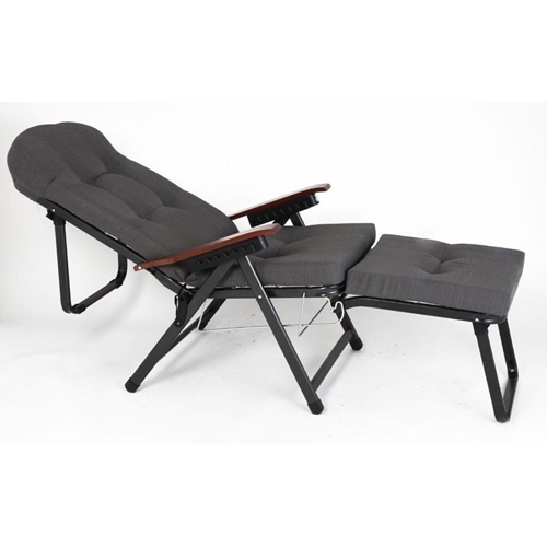 כיסא נוח וגם מיטה דגם סייסתא מבית H.KLEIN