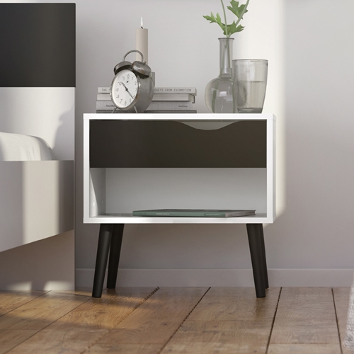 זוג שידות לילה מעוצבות שחור ולבן HOME DECOR