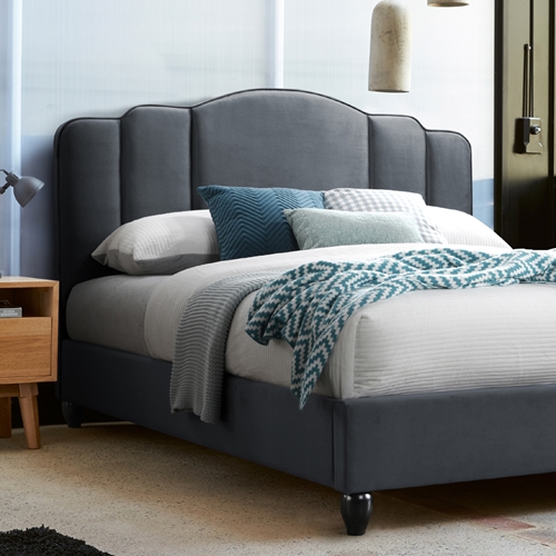 מיטה זוגית מרופדת בד 140x190 עם ראש מדורג ורגלי עץ