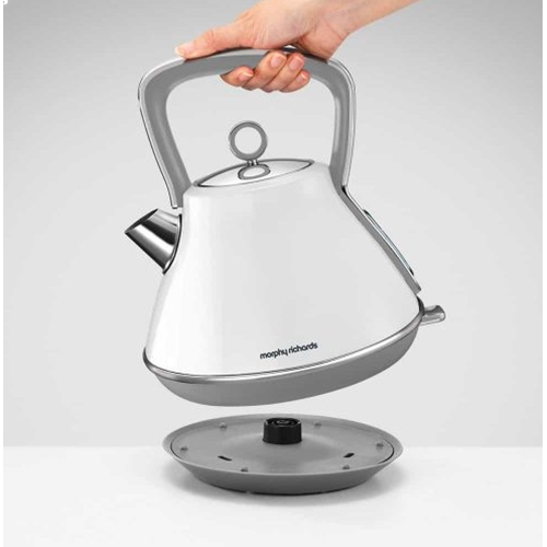 קומקום חשמלי Evoke 100109 Morphy Richards לבן