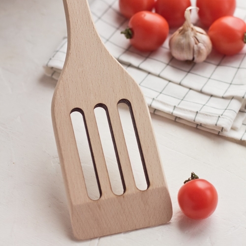 כף עץ גדולה עם חריצים 40 ס''מ ECOSALL