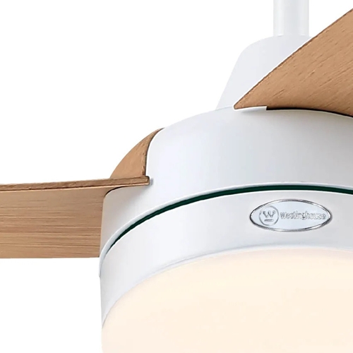 מאוורר תקרה דגם "52 WESTINGHOUSE LONGWOOD לבן/עץ