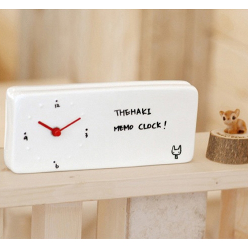 שעון מעורר עם לוח מחיק לכתיבת הודעות