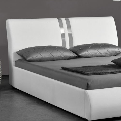 מיטה זוגית מעוצבת בריפוד דמוי עור HOME DECOR