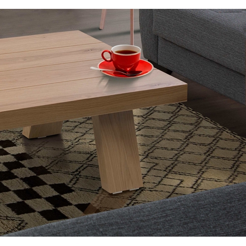 שולחן לסלון בצבע עץ בגימור איכותי מבית LEONARDO