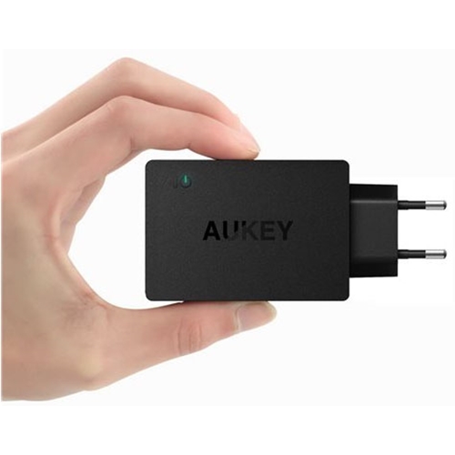 מטען AUKEY מקורי סופר מהיר עם 3 כניסות USB