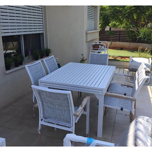 שולחן נפתח מאלומיניום המתאים לשימוש חוץ ופנים