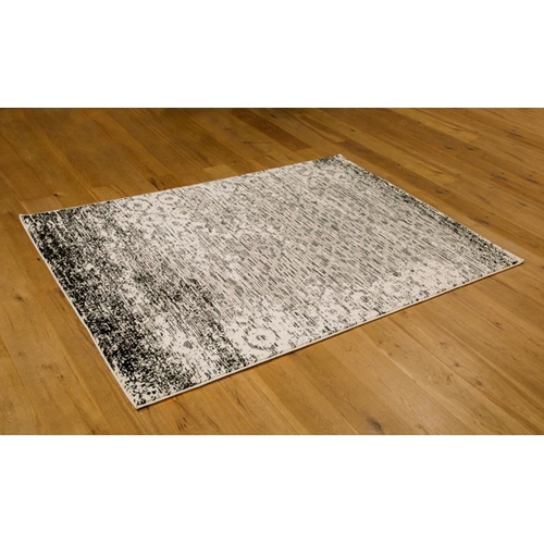 שטיח איכותי ונמוך בעל עיצוב ייחודי ושונה ביתילי