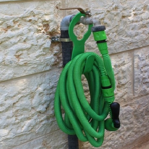 צינור השקיה מתכווץ ונמתח 30 מטר