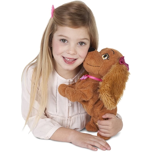 לוסי כלבה חכמה שרה ורוקדת מגיבה ל 20 פקודות קוליות