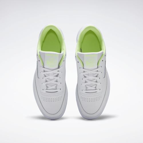 נעלי סניקרס Reebok לנשים דגם Club C 85