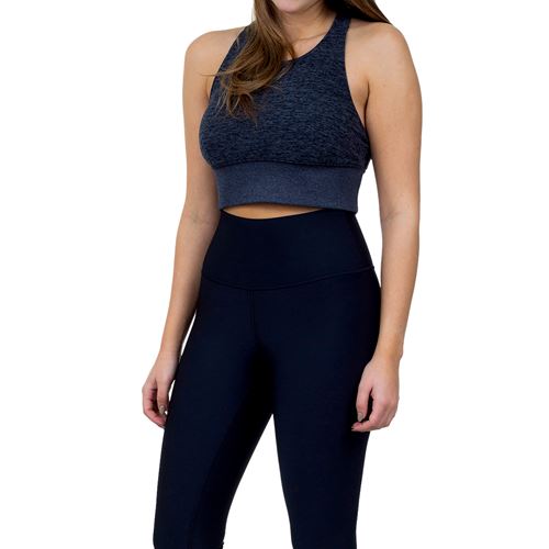 חזיית ספורט בעיצוב מותג בגדי היוגה הקליפורני Alo Yoga  לנשים