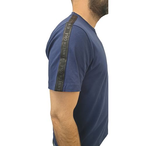 טי שרט קצרה KENNETH COLE לגברים דגם MFS9BKE30482