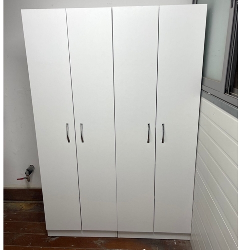 ארון דגם ימית הכולל 4 דלתות וחלוקה פנימית