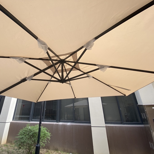 שמשיה דגם רומא מרובעת 3X3 מטר PLAYA