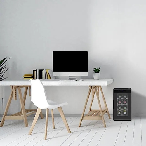 מקרר יין טרמו אלקטרי עד 8 בקבוקים Vinopo CH-26FD