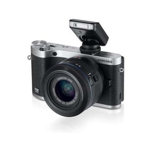 מצלמה דיגיטלית 20.3MP  דגם NX300 מבית SAMSUNG