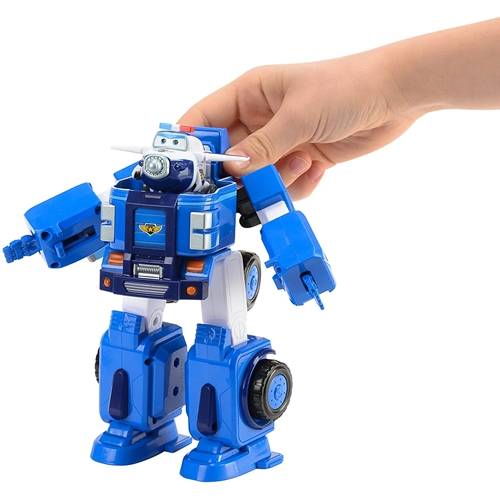 משאית משטרה של פול ומיני פול משנים צורה