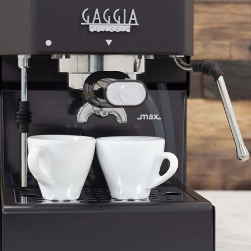מכונת קפה ידנית דגם GAGGIA Classic EVO E24 שחור