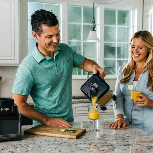 בלנדר ושייקר חכם ומקצועי Intelli-Sense Blender Duo