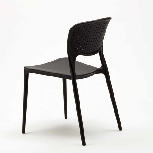 כיסא נוח לישיבה בעיצוב מגניב מבית Westin Stock