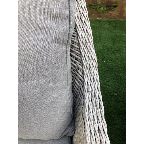 מערכת ישיבה תלת מראטן דגם BER‏ מבית H.KLEIN