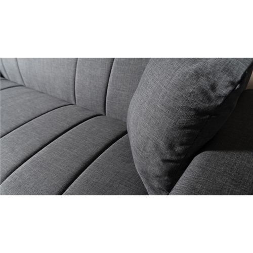 ספת אירוח נפתחת למיטה וכוללת ארגז מצעים LEONARDO