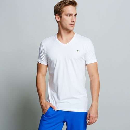 טי שירט Lacoste לגבר צווארון וי