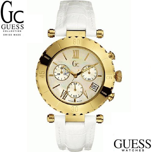 שעון גס כרונוגרף מוזהב לאישה GUESS COLLECTION