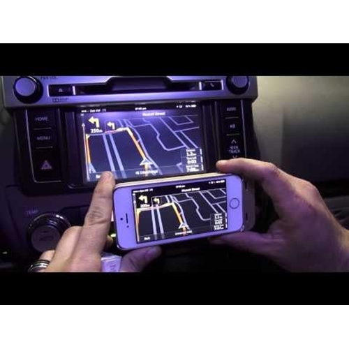 הזרמת מדיה אלחוטית ובאיכות Full-HD למסך ברכב