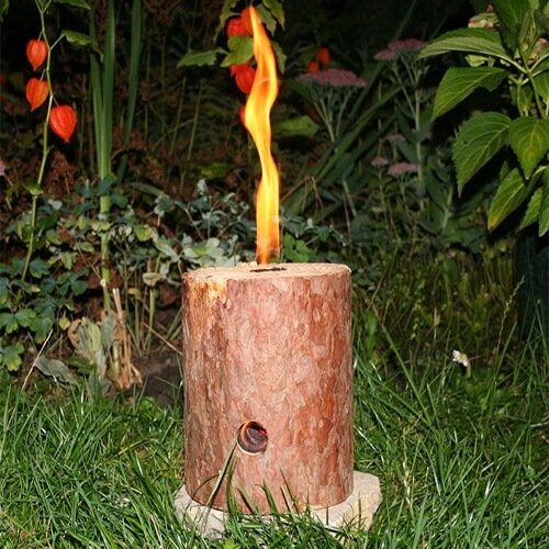גזע עץ להדלקה מפיץ ריח ומרחיק יתושים