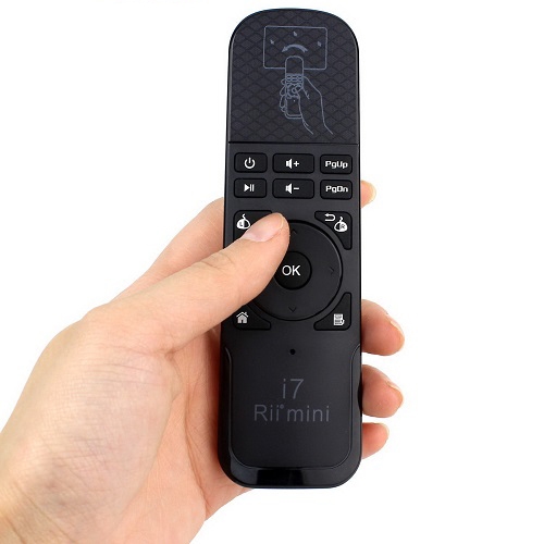 שלט רחוק Air Mouse בעל פונקציית שליטה בעכבר