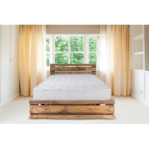 מיטה זוגית עשויה עץ אורן מלא חזק וטוב עם מזרון