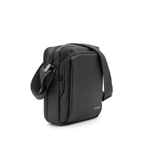 תיק צד דגם מסנג'ר מבית FERRINI