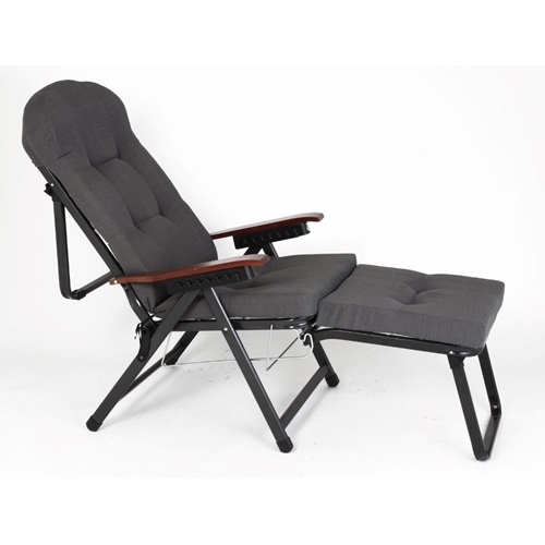 כיסא נוח וגם מיטה דגם סייסתא מבית H.KLEIN