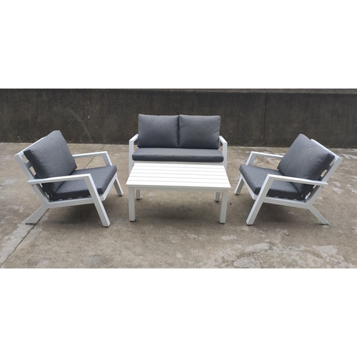 סלון אלומיניום זוגי דגם BIZA למרפסת H.KLEIN